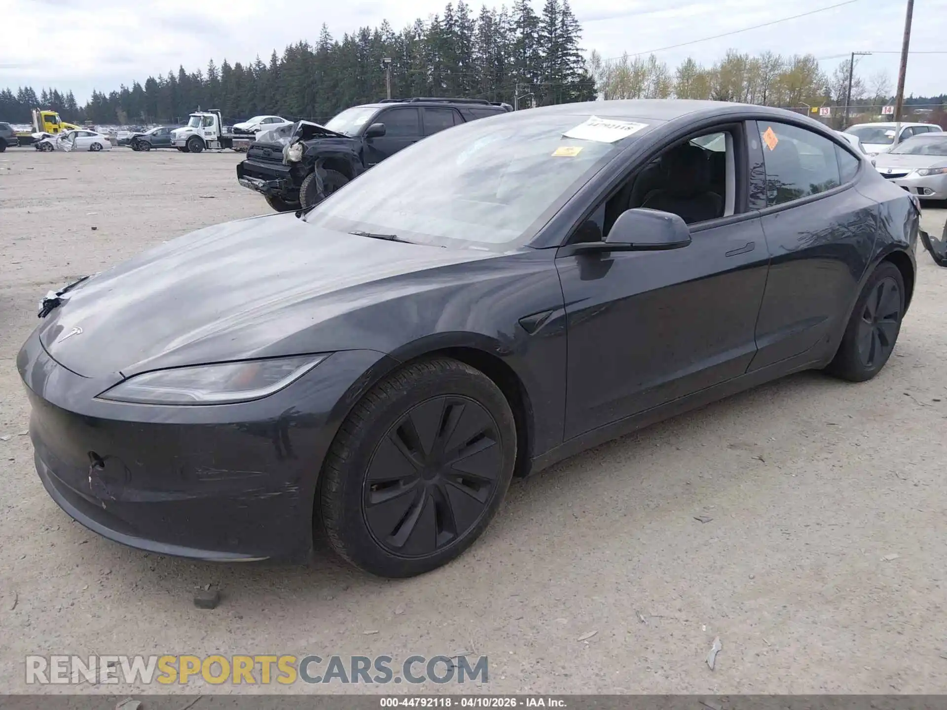 2 Photograph of a damaged car 5YJ3E1EB3RF718722 TESLA MODEL 3 2024