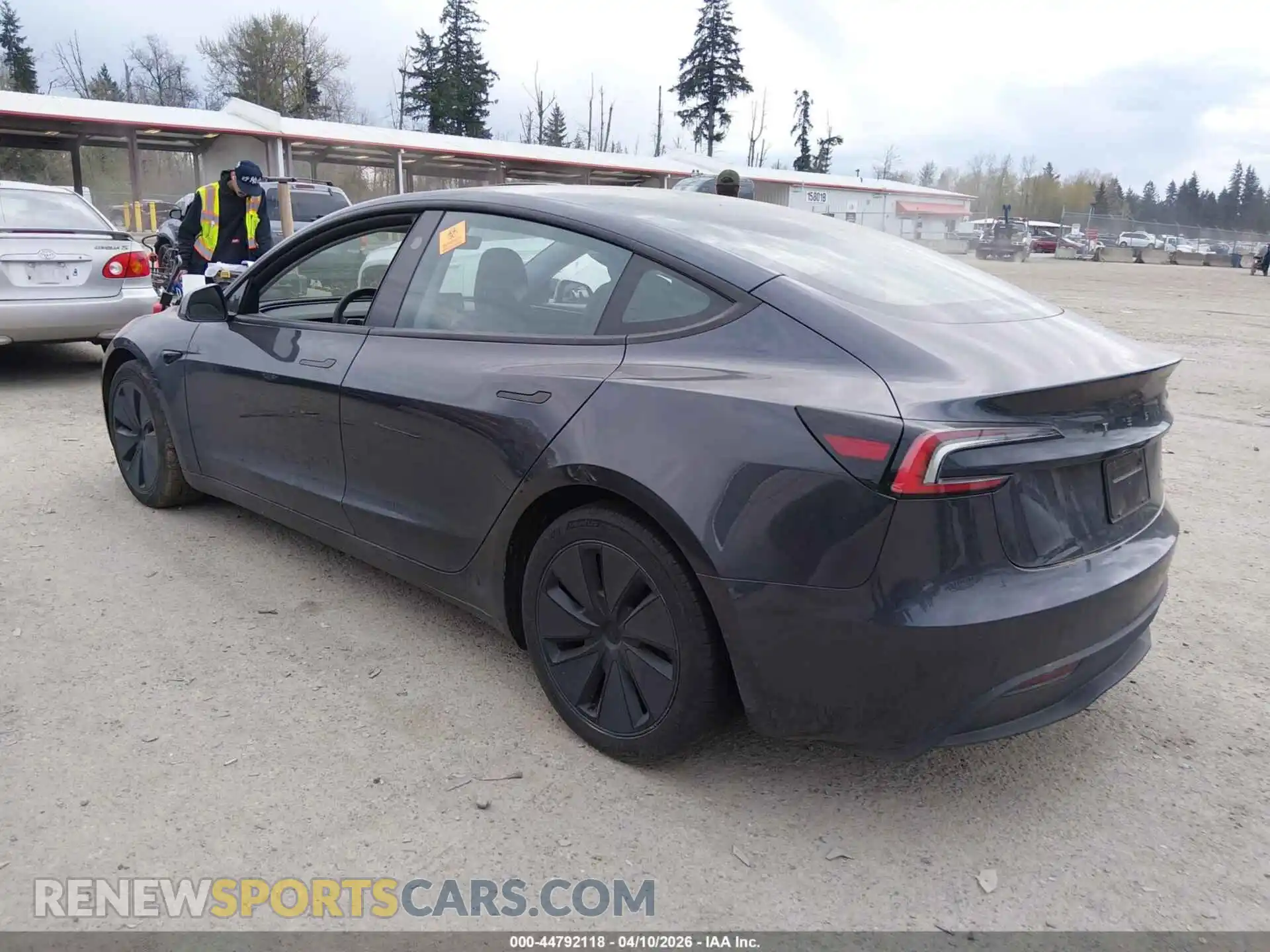 3 Photograph of a damaged car 5YJ3E1EB3RF718722 TESLA MODEL 3 2024