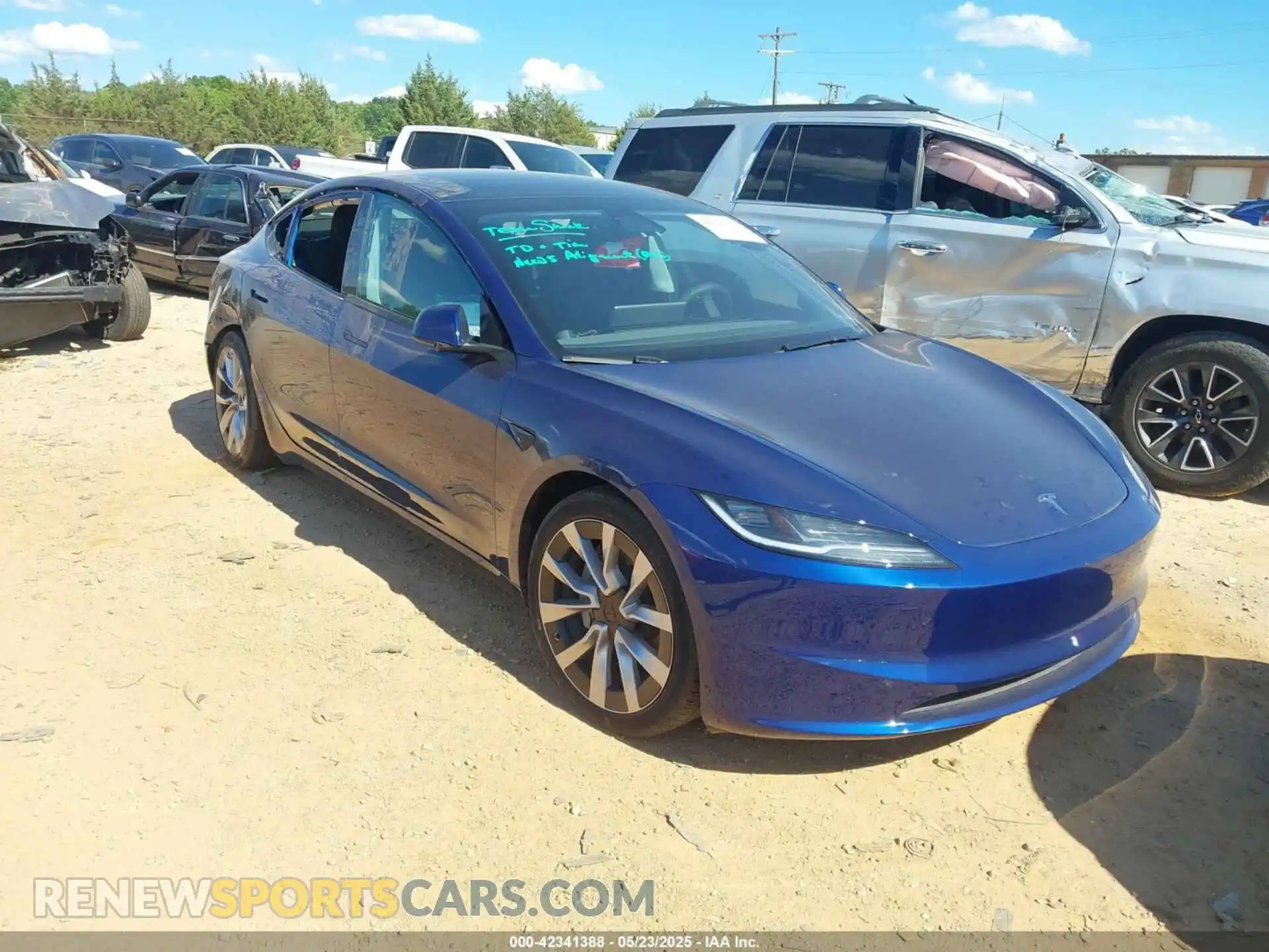 1 Фотография поврежденного автомобиля 5YJ3E1EB3RF768097 TESLA MODEL 3 2024
