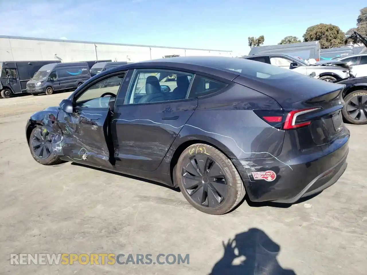 2 fotografías del automóvil dañado 5YJ3E1EB4RF759344 TESLA MODEL 3 2024