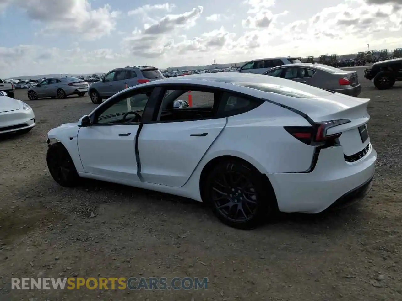 2 Photograph of a damaged car 5YJ3E1EB4RF843339 TESLA MODEL 3 2024