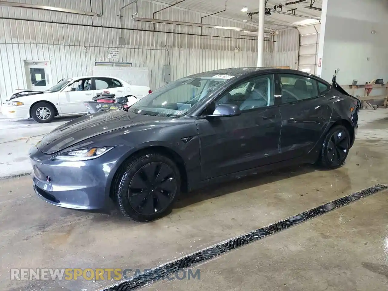 1 Фотография поврежденного автомобиля 5YJ3E1EB5RF741080 TESLA MODEL 3 2024