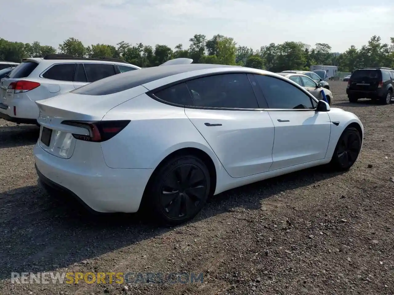 3 Photograph of a damaged car 5YJ3E1EB5RF771681 TESLA MODEL 3 2024