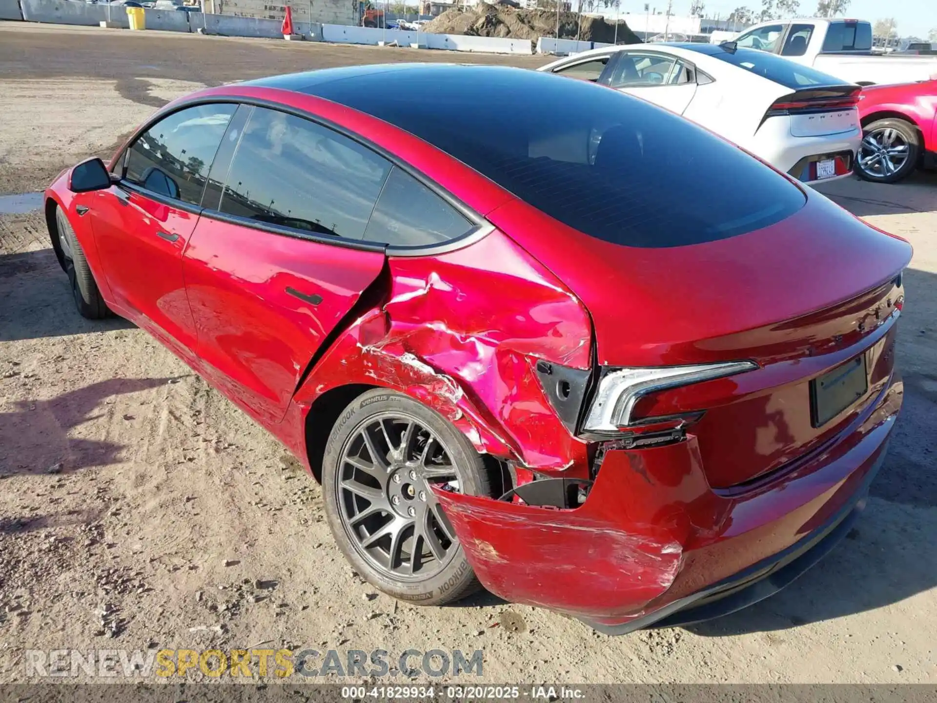 3 Фотография поврежденного автомобиля 5YJ3E1EB5RF790277 TESLA MODEL 3 2024