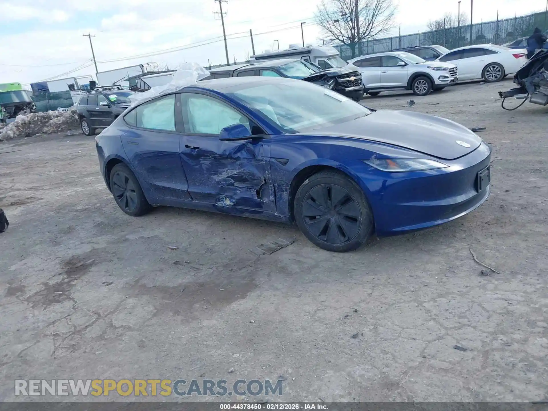 1 Photograph of a damaged car 5YJ3E1EB5RF806591 TESLA MODEL 3 2024