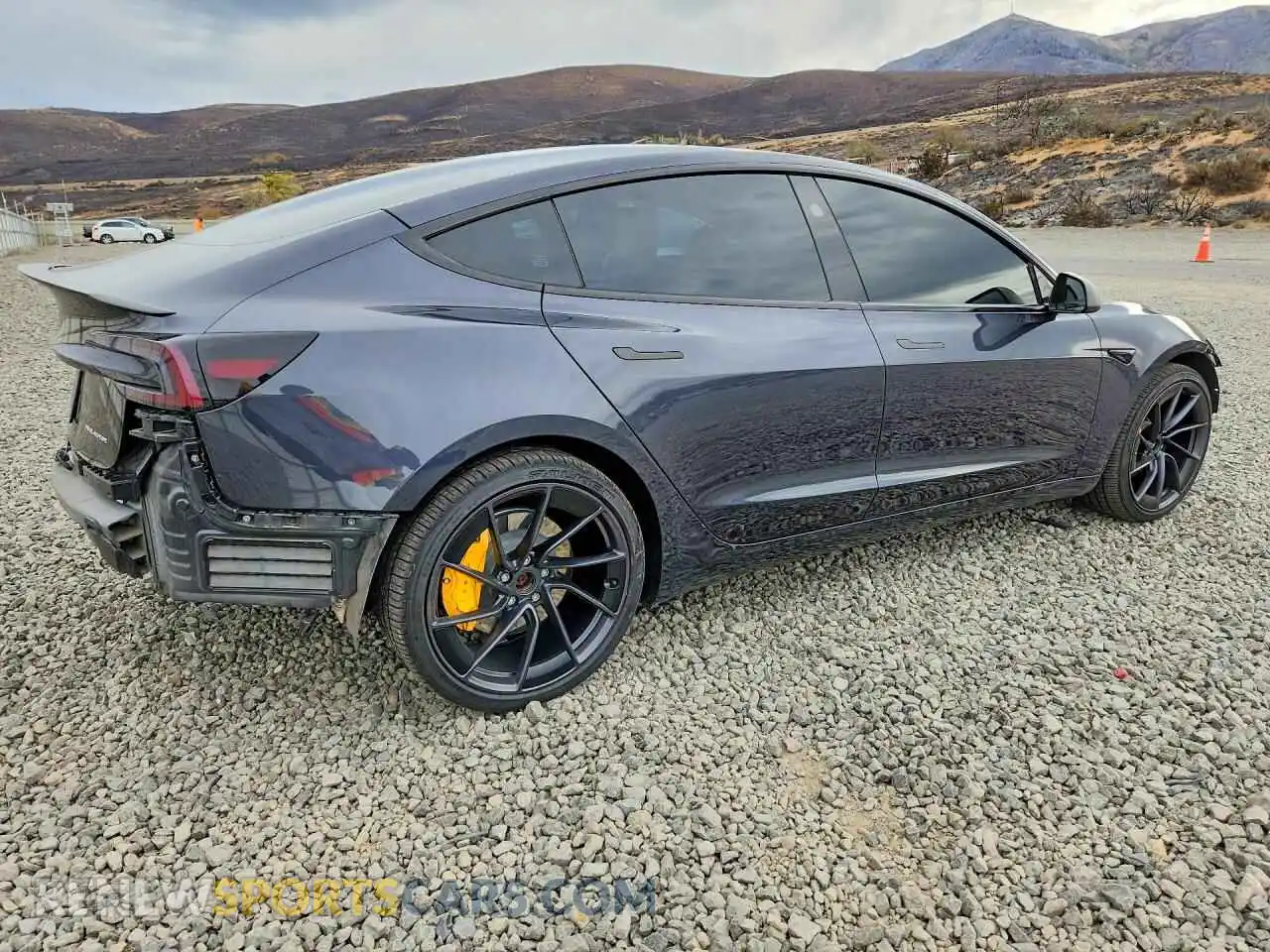 3 Photograph of a damaged car 5YJ3E1EB5RF806896 TESLA MODEL 3 2024