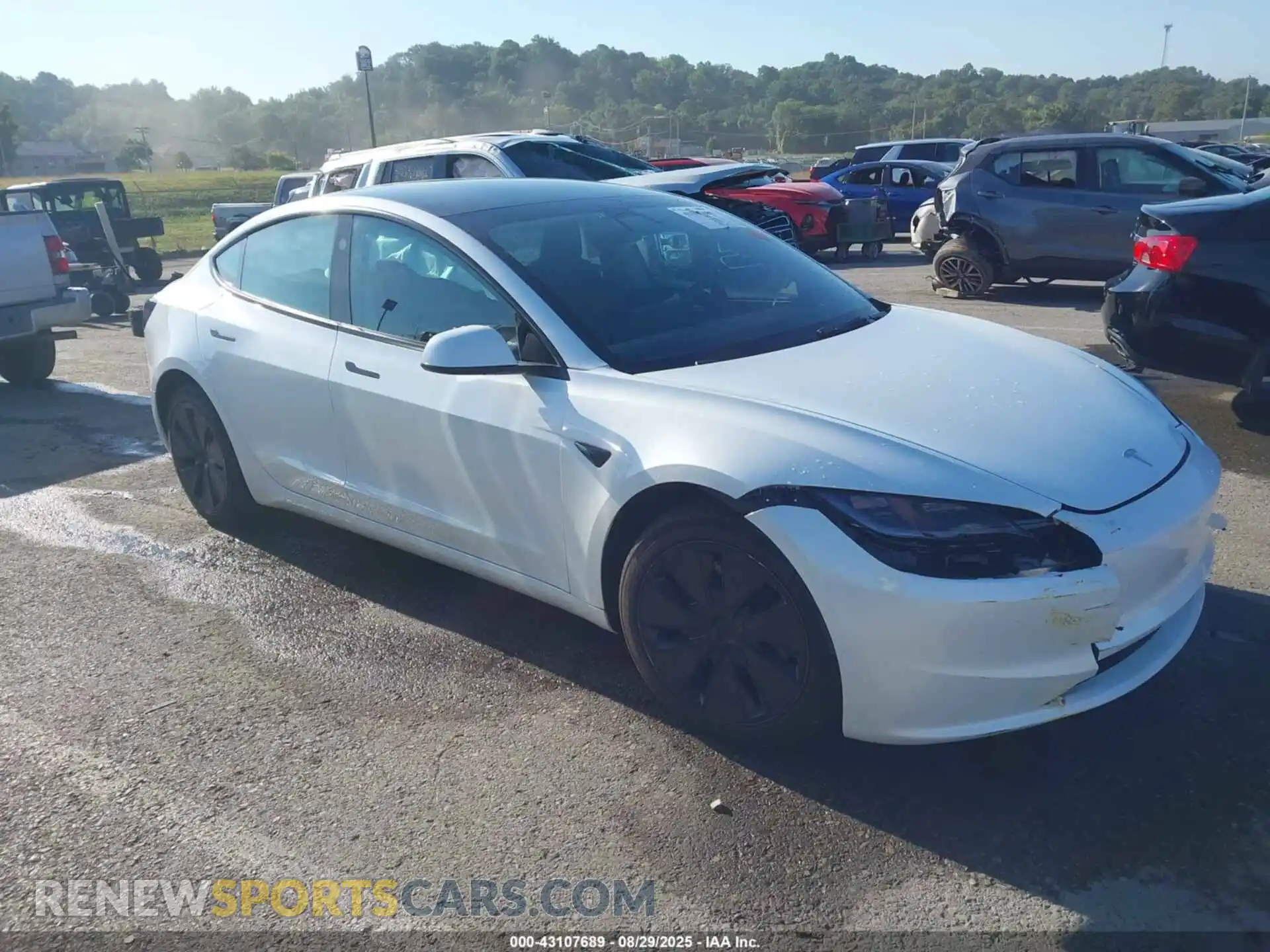 1 Photograph of a damaged car 5YJ3E1EB5RF818532 TESLA MODEL 3 2024