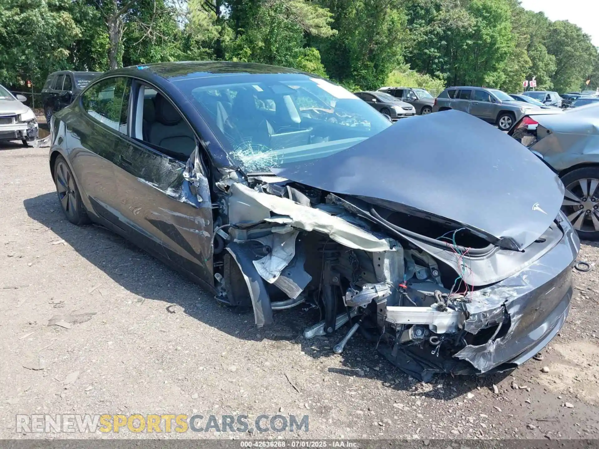 1 Photograph of a damaged car 5YJ3E1EB5RF832608 TESLA MODEL 3 2024