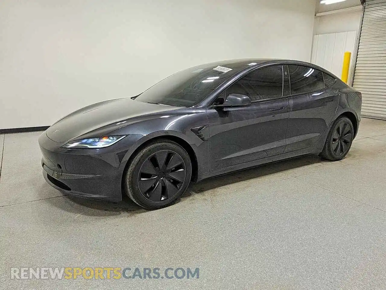 1 Photograph of a damaged car 5YJ3E1EB5RF843687 TESLA MODEL 3 2024