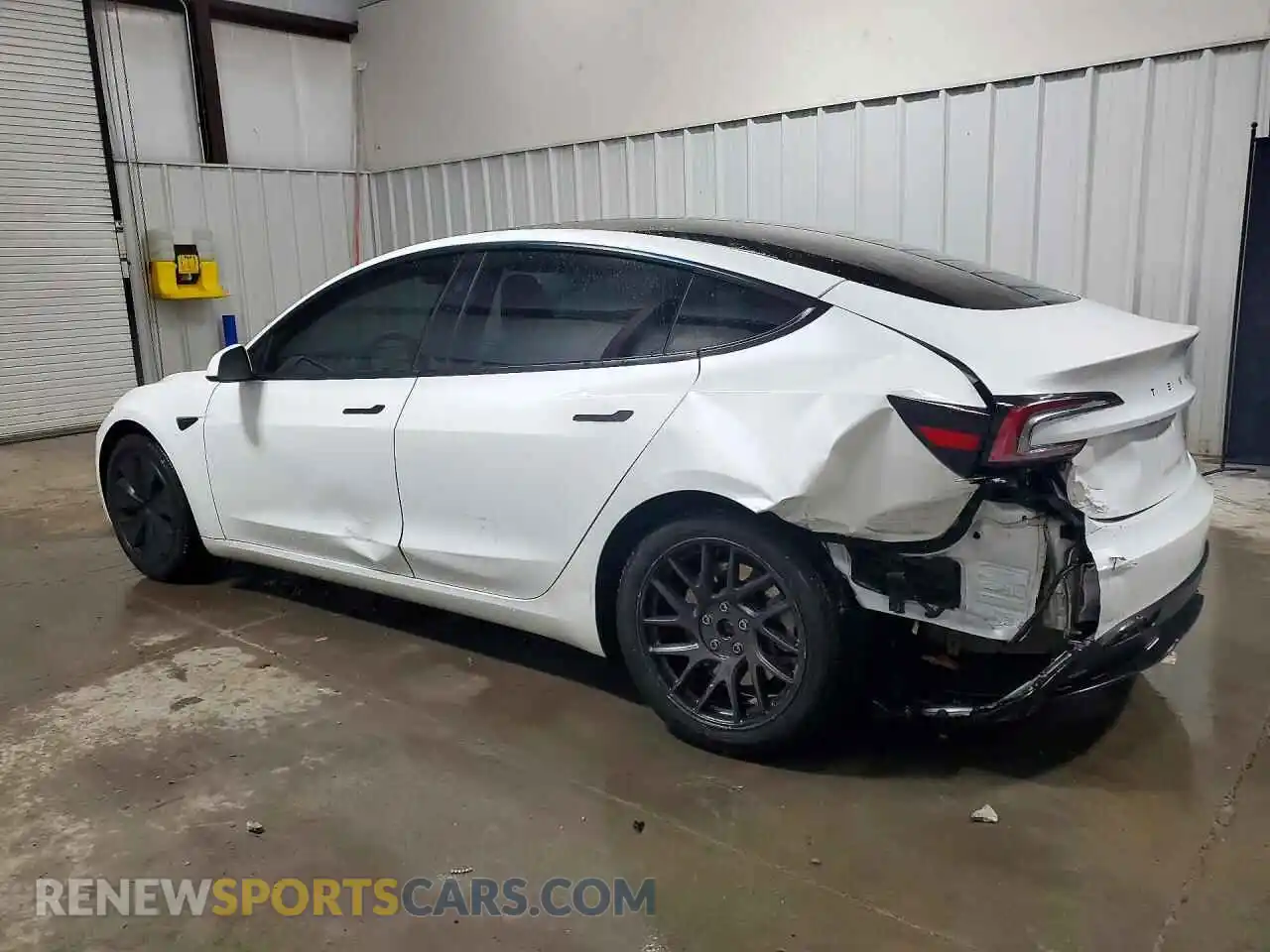 2 Photograph of a damaged car 5YJ3E1EB6RF743551 TESLA MODEL 3 2024