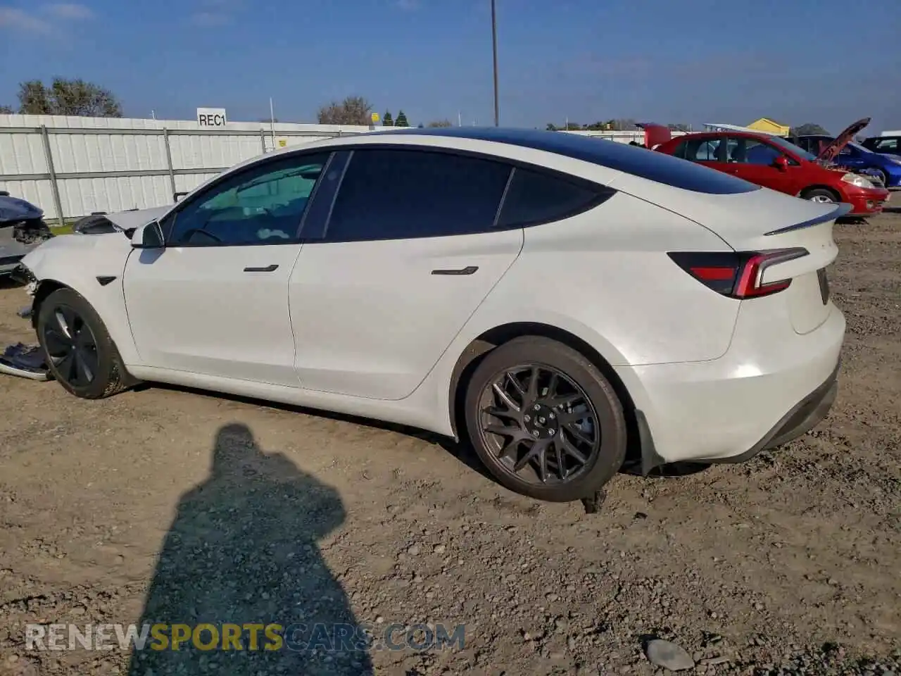 2 Photograph of a damaged car 5YJ3E1EB6RF813324 TESLA MODEL 3 2024