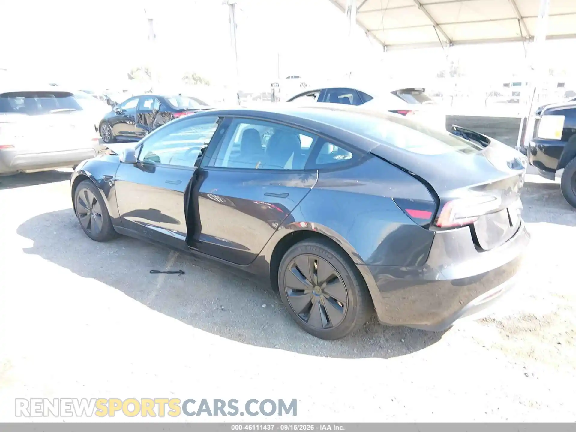 3 Photograph of a damaged car 5YJ3E1EB6RF814716 TESLA MODEL 3 2024
