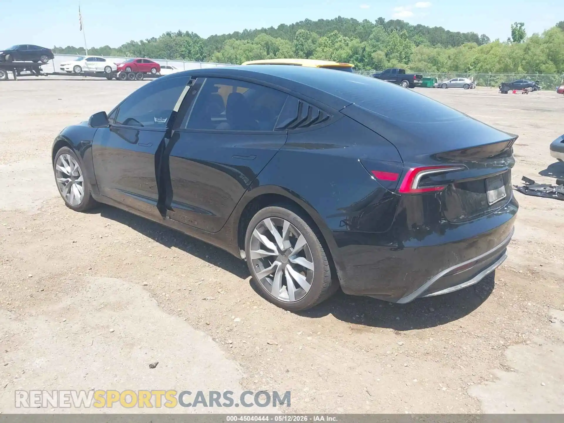 3 Photograph of a damaged car 5YJ3E1EB7RF814840 TESLA MODEL 3 2024