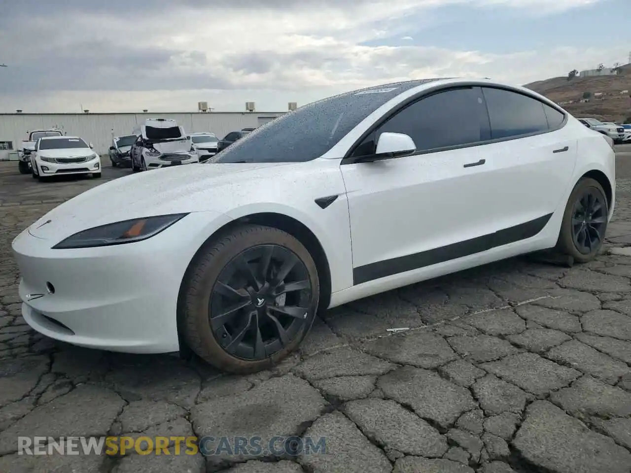 1 Photograph of a damaged car 5YJ3E1EB8RF729148 TESLA MODEL 3 2024