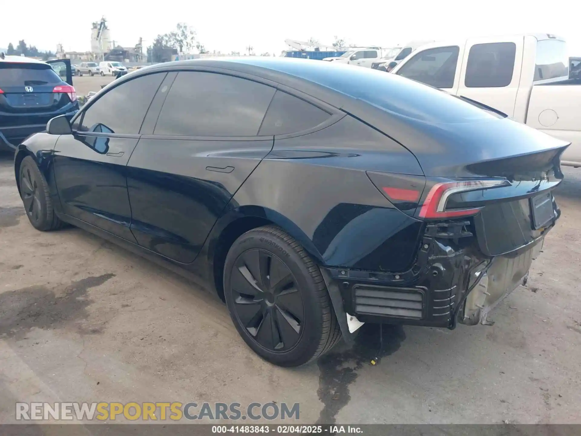 3 Фотография поврежденного автомобиля 5YJ3E1EB8RF789477 TESLA MODEL 3 2024