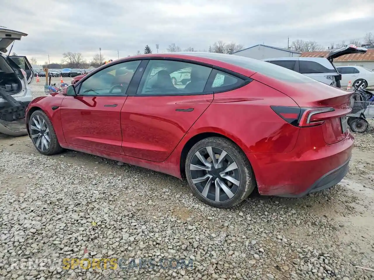 2 Photograph of a damaged car 5YJ3E1EB8RF810439 TESLA MODEL 3 2024