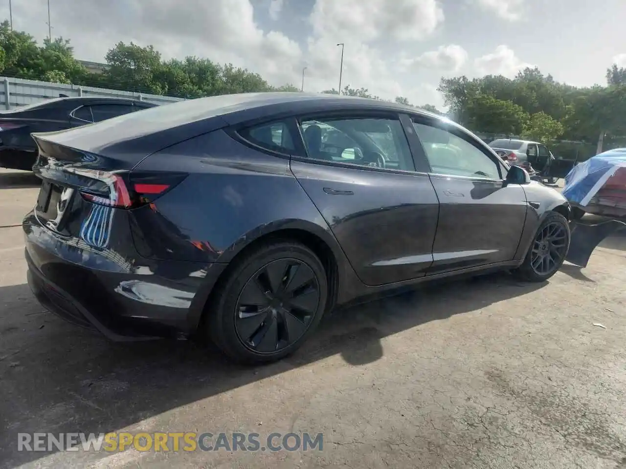 3 Photograph of a damaged car 5YJ3E1EB8RF813499 TESLA MODEL 3 2024