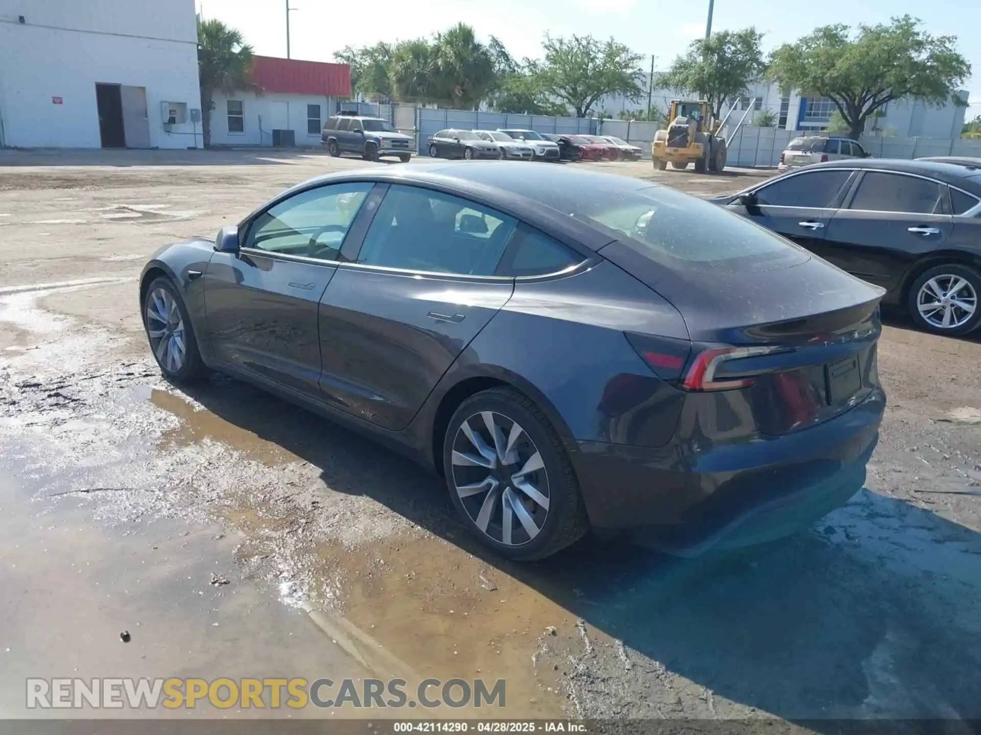3 Photograph of a damaged car 5YJ3E1EB8RF819237 TESLA MODEL 3 2024