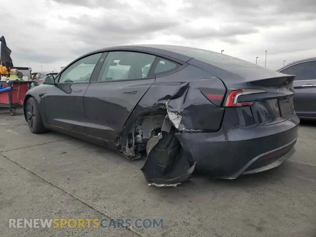 2 Photograph of a damaged car 5YJ3E1EB9RF728994 TESLA MODEL 3 2024