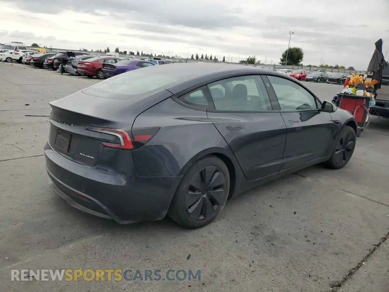 3 Photograph of a damaged car 5YJ3E1EB9RF728994 TESLA MODEL 3 2024
