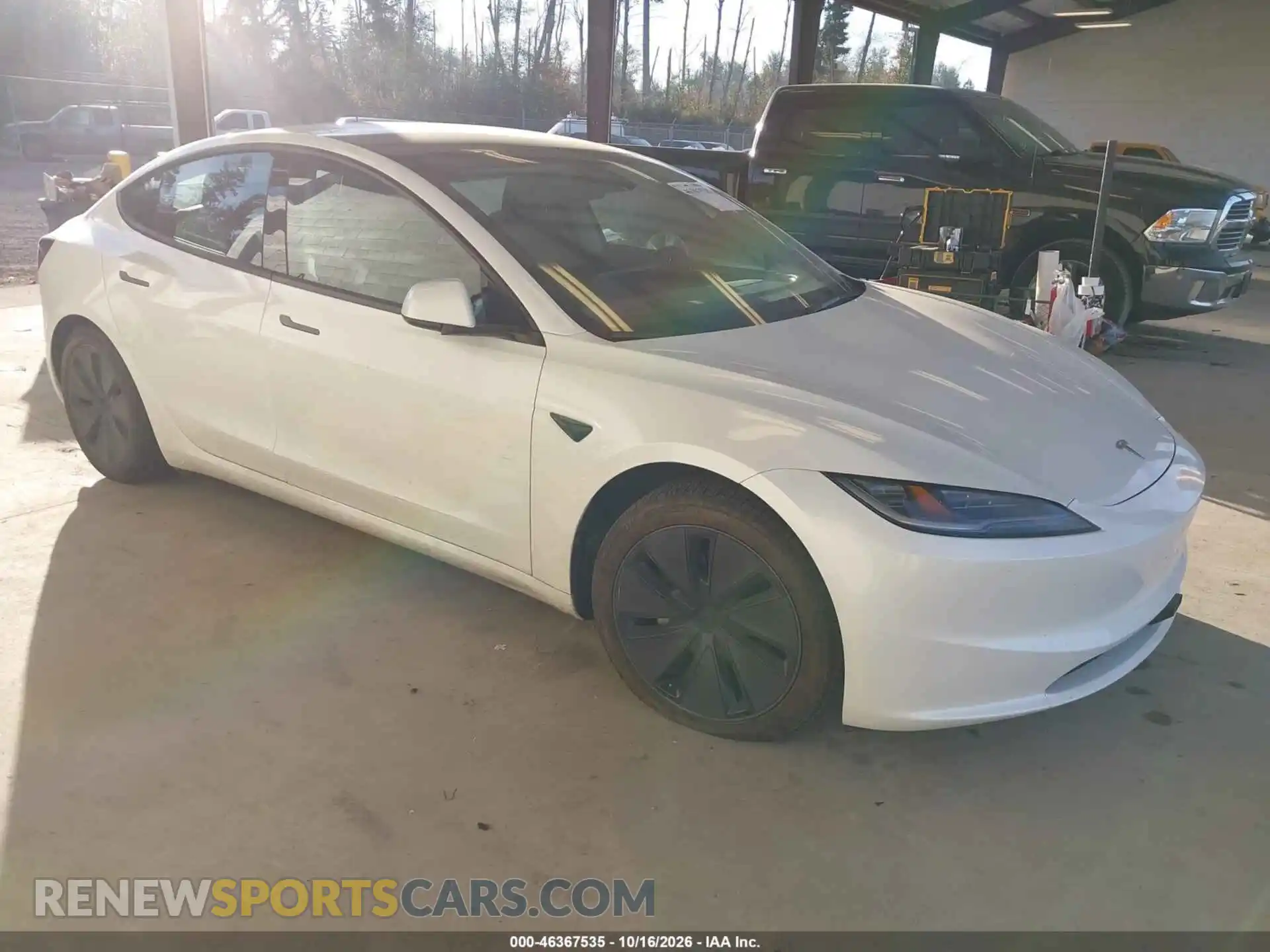 1 Photograph of a damaged car 5YJ3E1EB9RF740093 TESLA MODEL 3 2024
