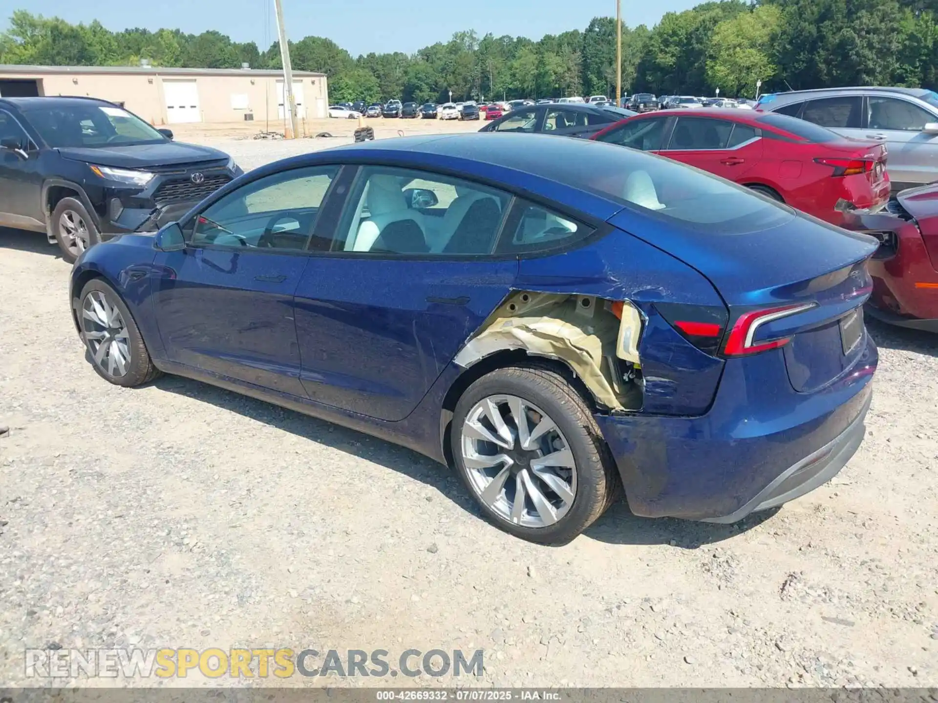 3 Photograph of a damaged car 5YJ3E1EBXRF800429 TESLA MODEL 3 2024