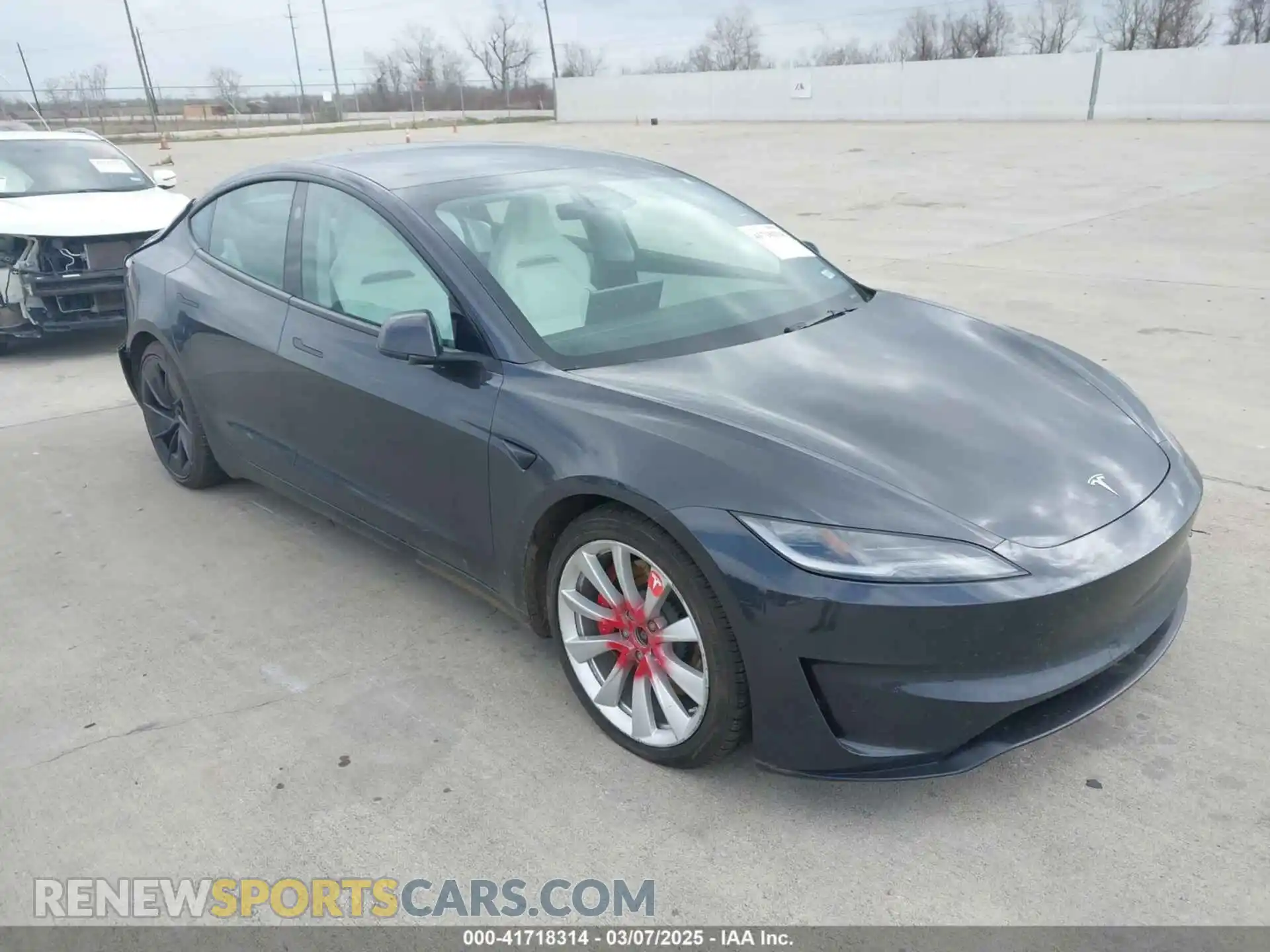1 Фотография поврежденного автомобиля 5YJ3E1ET0RF842987 TESLA MODEL 3 2024