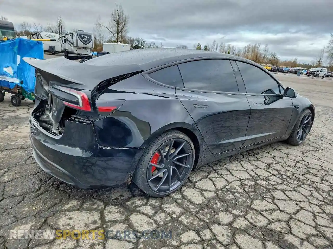 3 Photograph of a damaged car 5YJ3E1ET1RF789085 TESLA MODEL 3 2024
