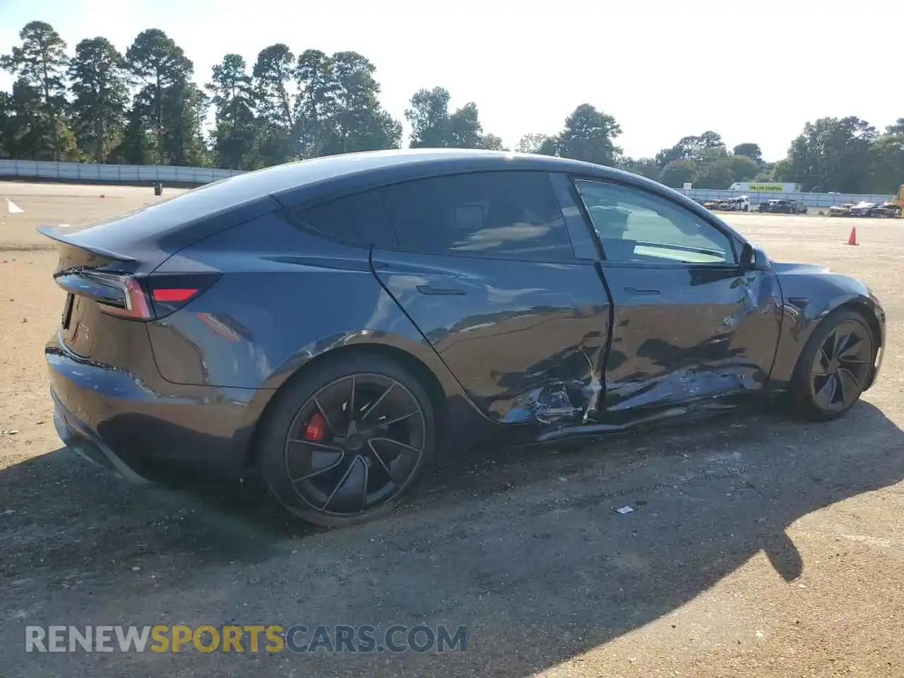 3 Photograph of a damaged car 5YJ3E1ET1RF865338 TESLA MODEL 3 2024