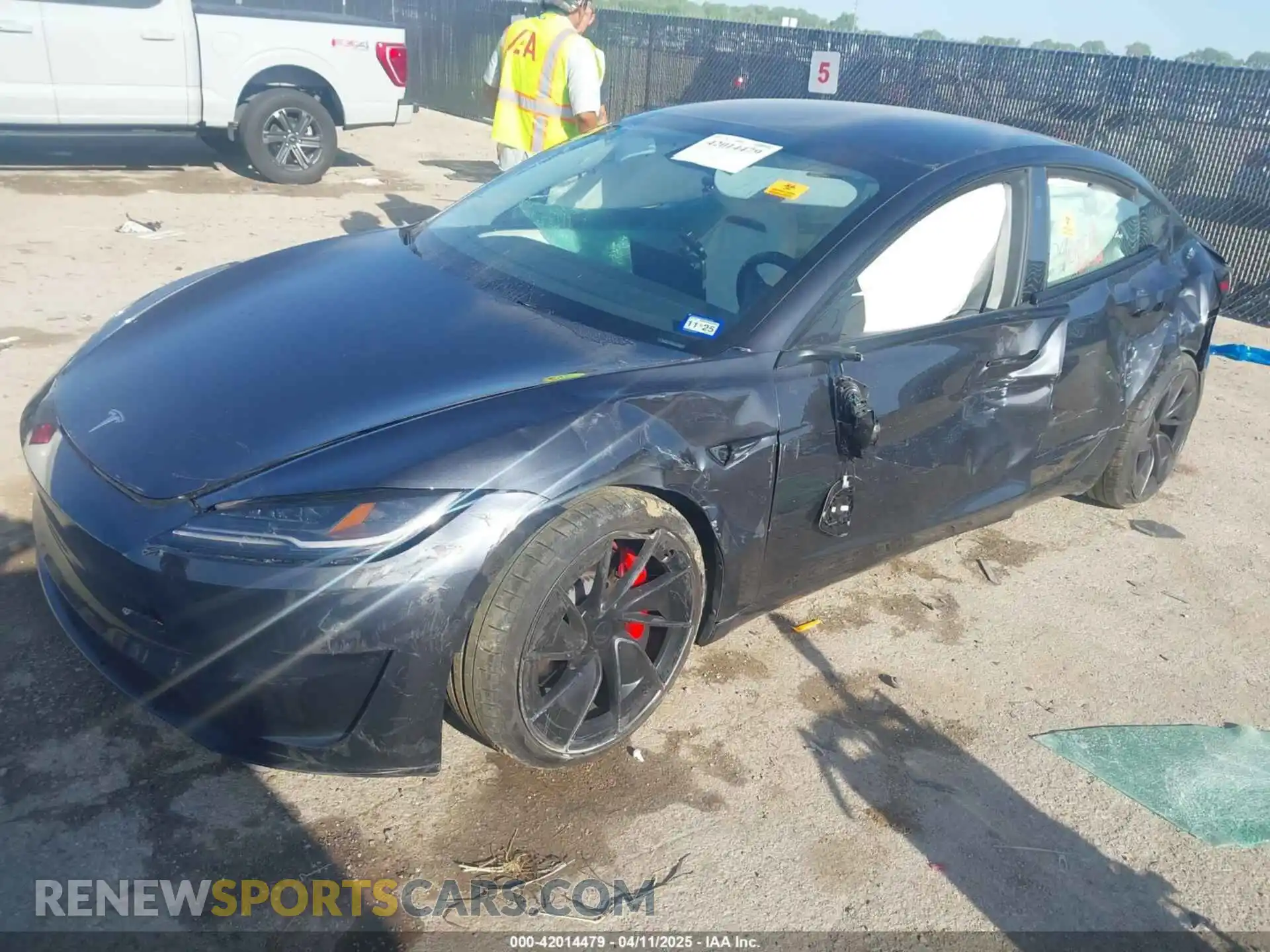 2 Photograph of a damaged car 5YJ3E1ET1RF885637 TESLA MODEL 3 2024