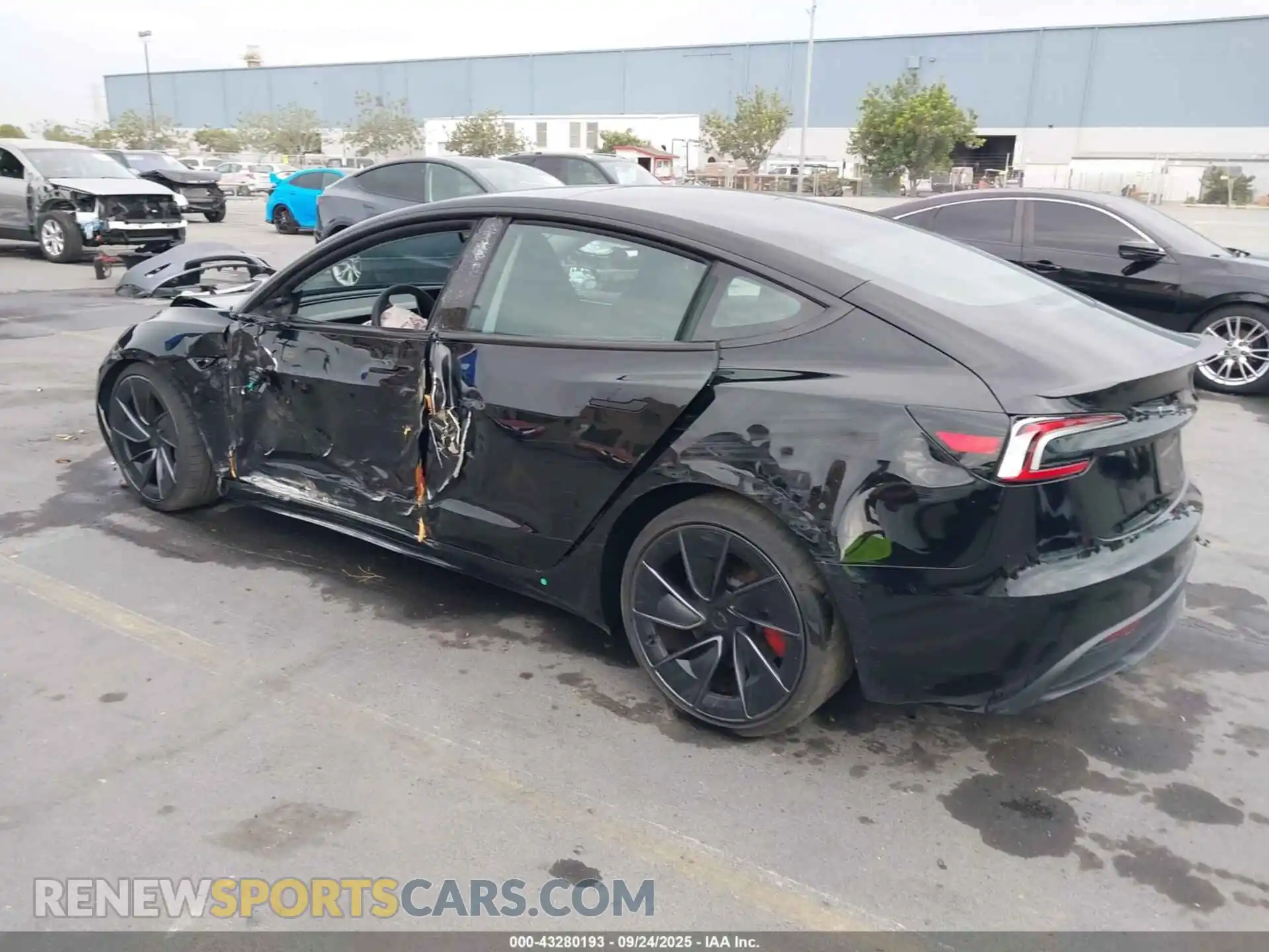 3 Photograph of a damaged car 5YJ3E1ET3RF807280 TESLA MODEL 3 2024