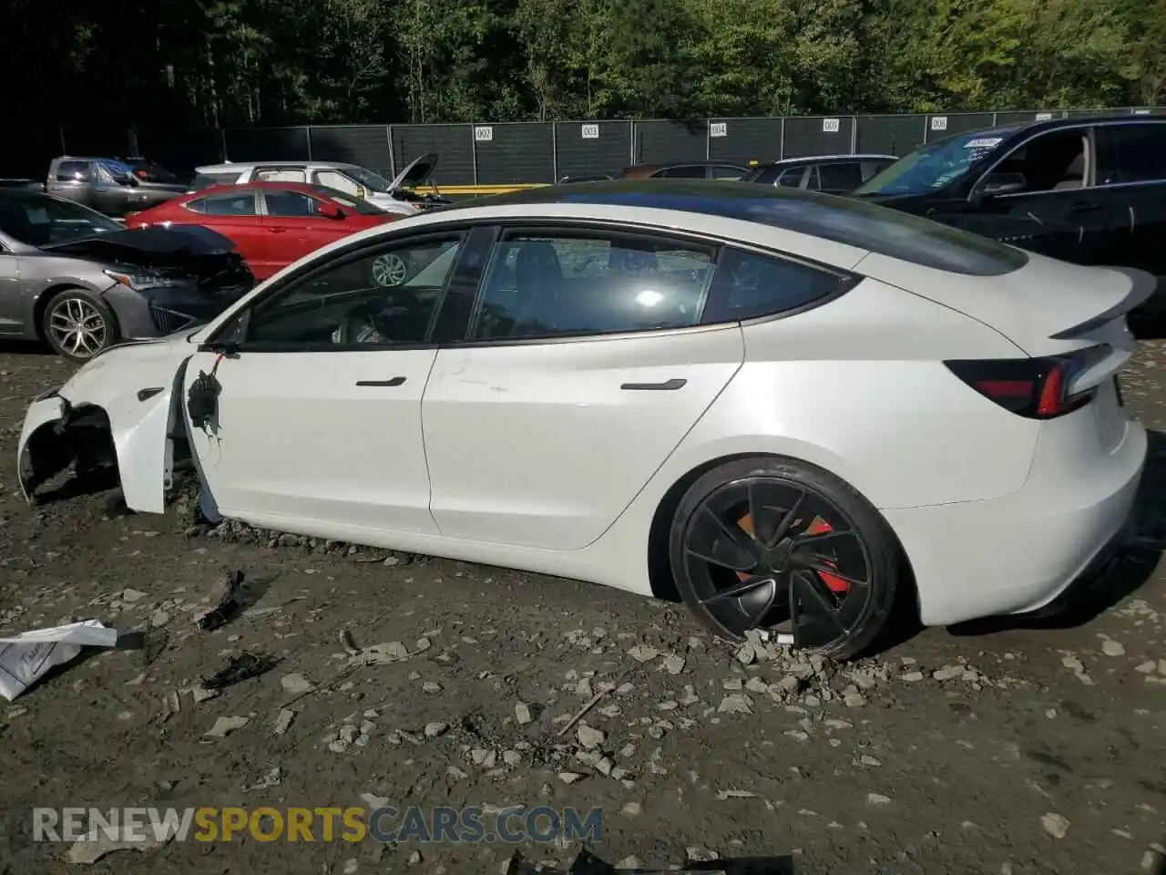 2 Photograph of a damaged car 5YJ3E1ET4RF827439 TESLA MODEL 3 2024