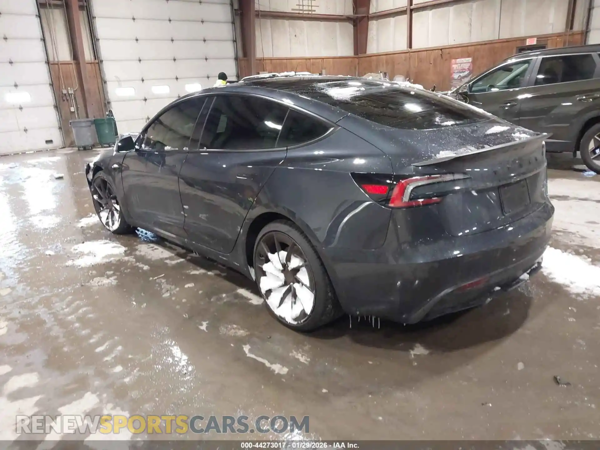 3 Фотография поврежденного автомобиля 5YJ3E1ET6RF856604 TESLA MODEL 3 2024