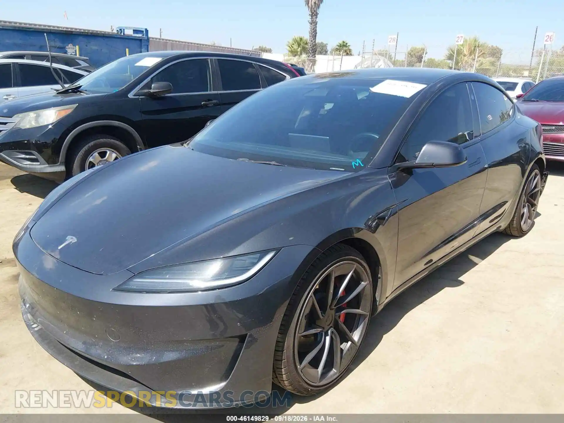 2 fotografías del automóvil dañado 5YJ3E1ETXRF866830 TESLA MODEL 3 2024