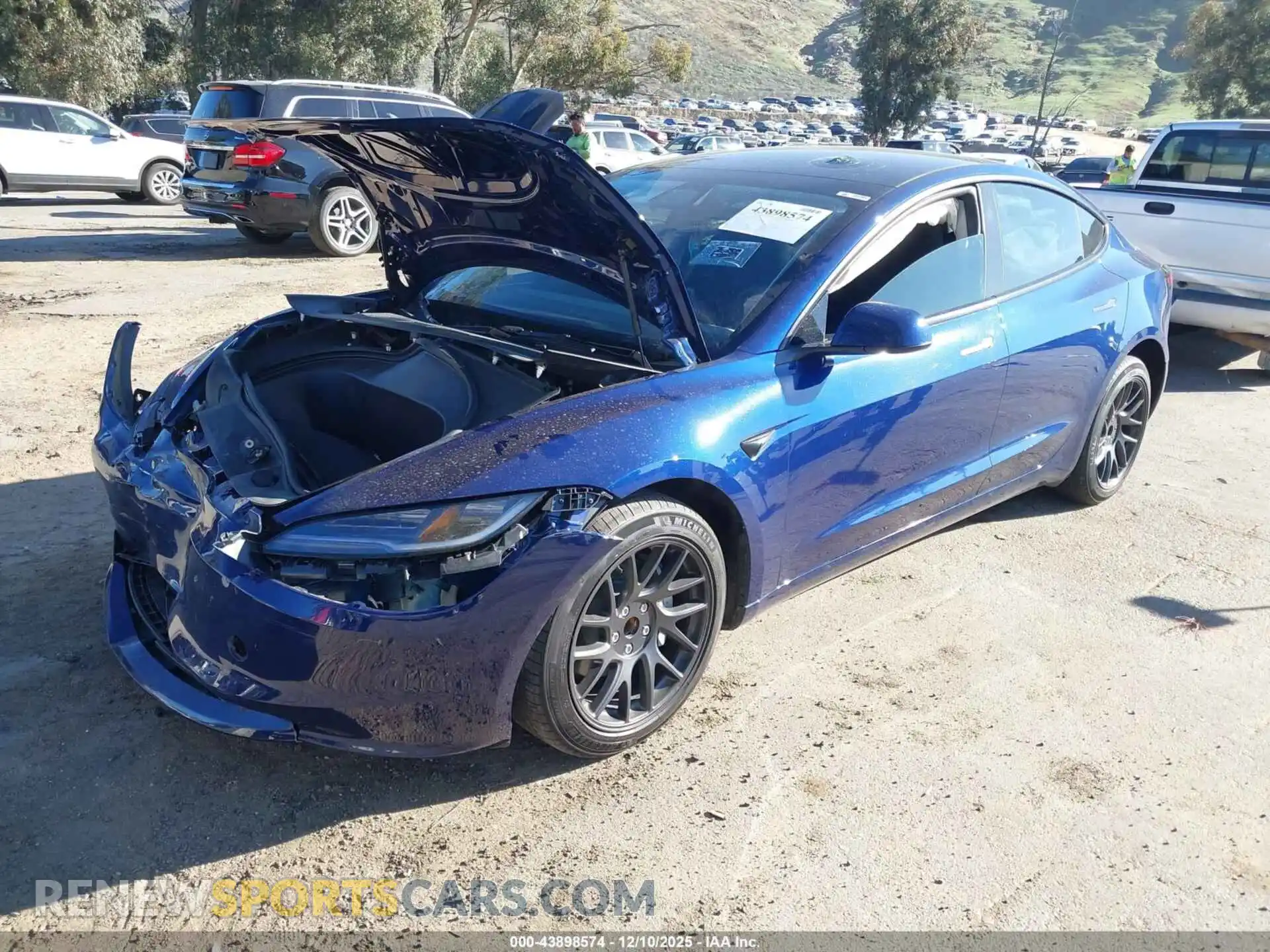 2 Photograph of a damaged car 5YJ3E1EA0SF004091 TESLA MODEL 3 2025
