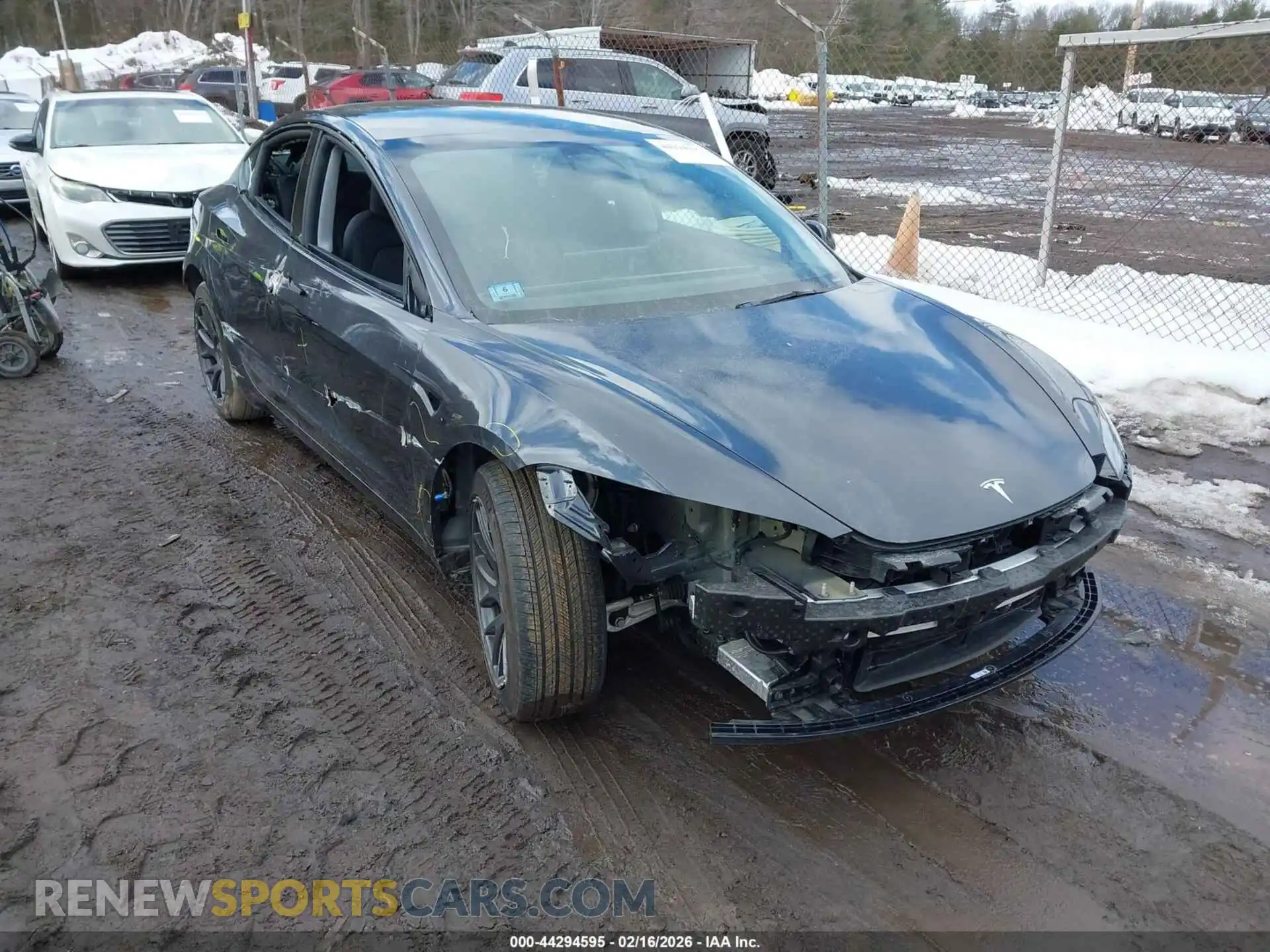 1 Photograph of a damaged car 5YJ3E1EA0SF024261 TESLA MODEL 3 2025