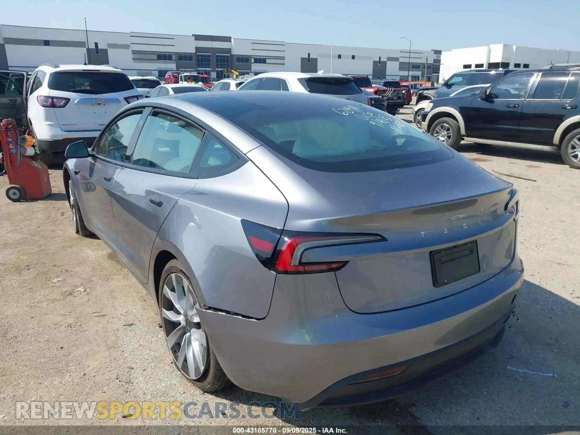 3 Photograph of a damaged car 5YJ3E1EA0SF041609 TESLA MODEL 3 2025