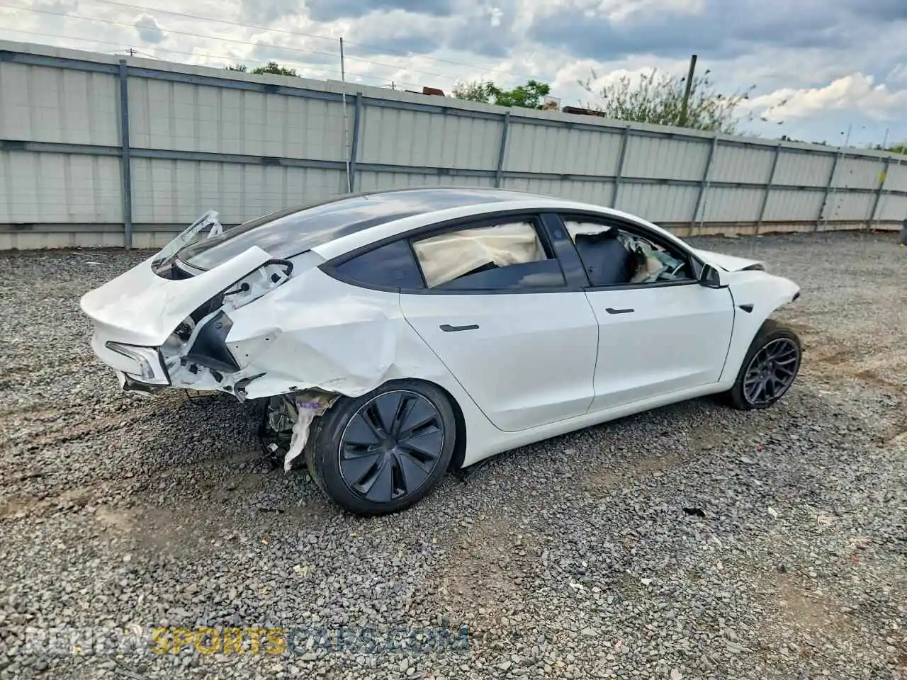 3 Photograph of a damaged car 5YJ3E1EA0SF932077 TESLA MODEL 3 2025
