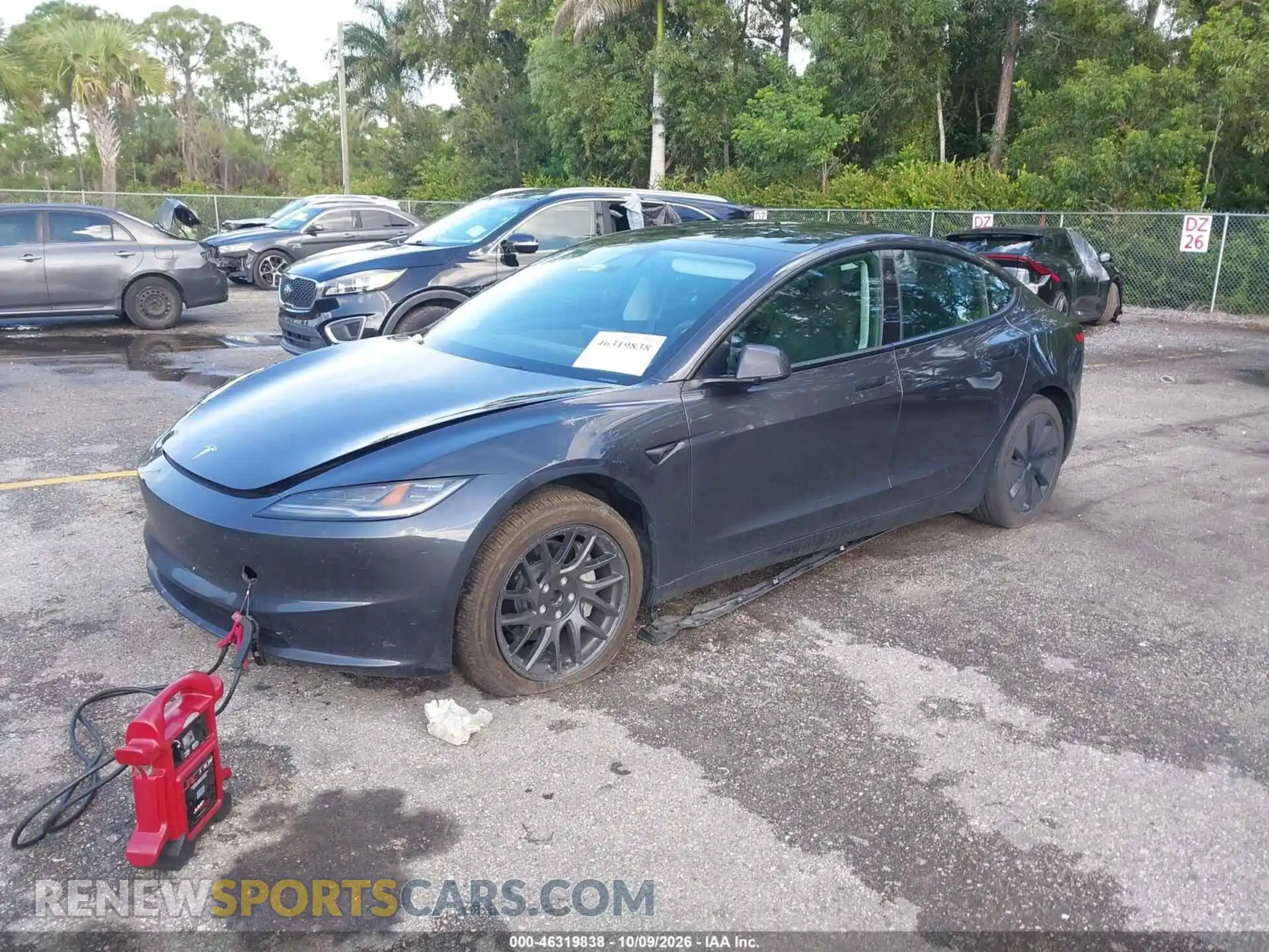 2 fotografías del automóvil dañado 5YJ3E1EA2SF031230 TESLA MODEL 3 2025