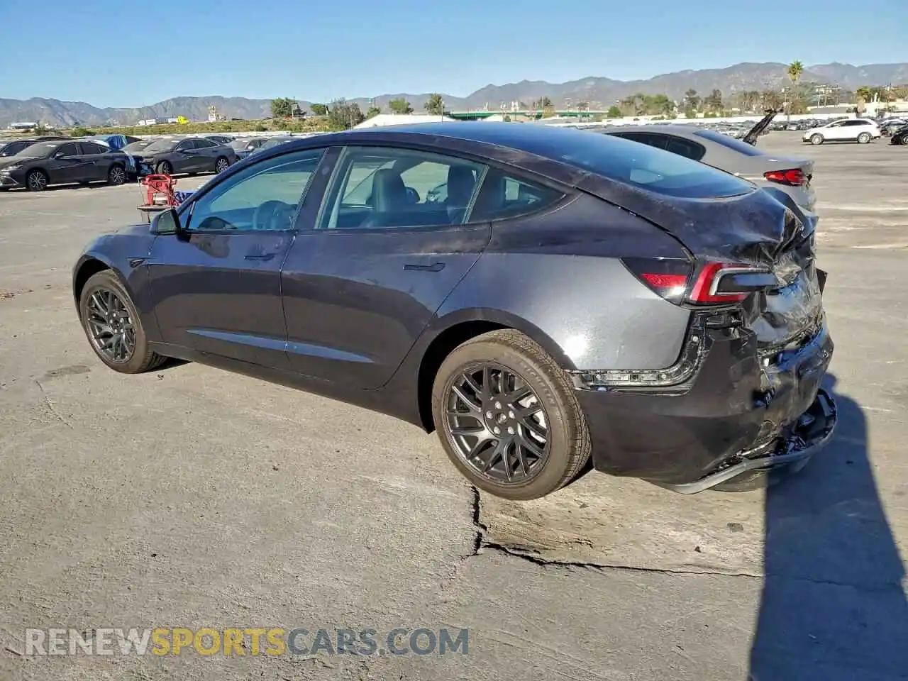 2 Photograph of a damaged car 5YJ3E1EA2SF083005 TESLA MODEL 3 2025