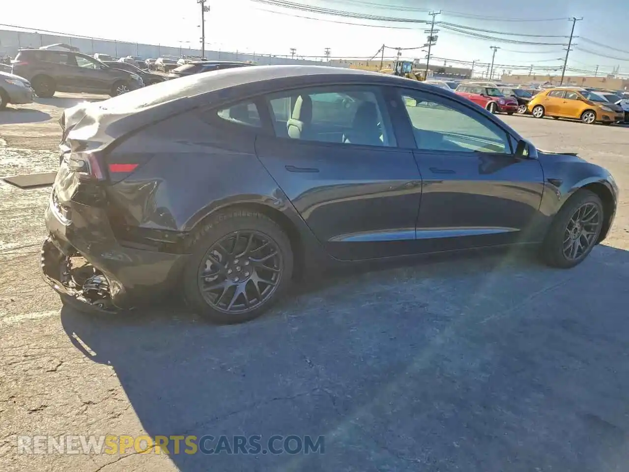 3 Photograph of a damaged car 5YJ3E1EA2SF083005 TESLA MODEL 3 2025