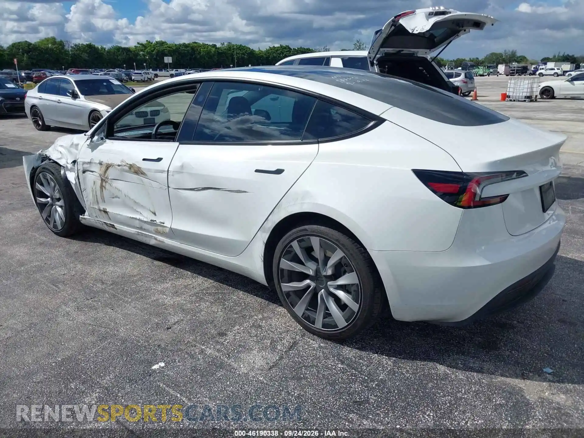 3 Photograph of a damaged car 5YJ3E1EA2SF908346 TESLA MODEL 3 2025