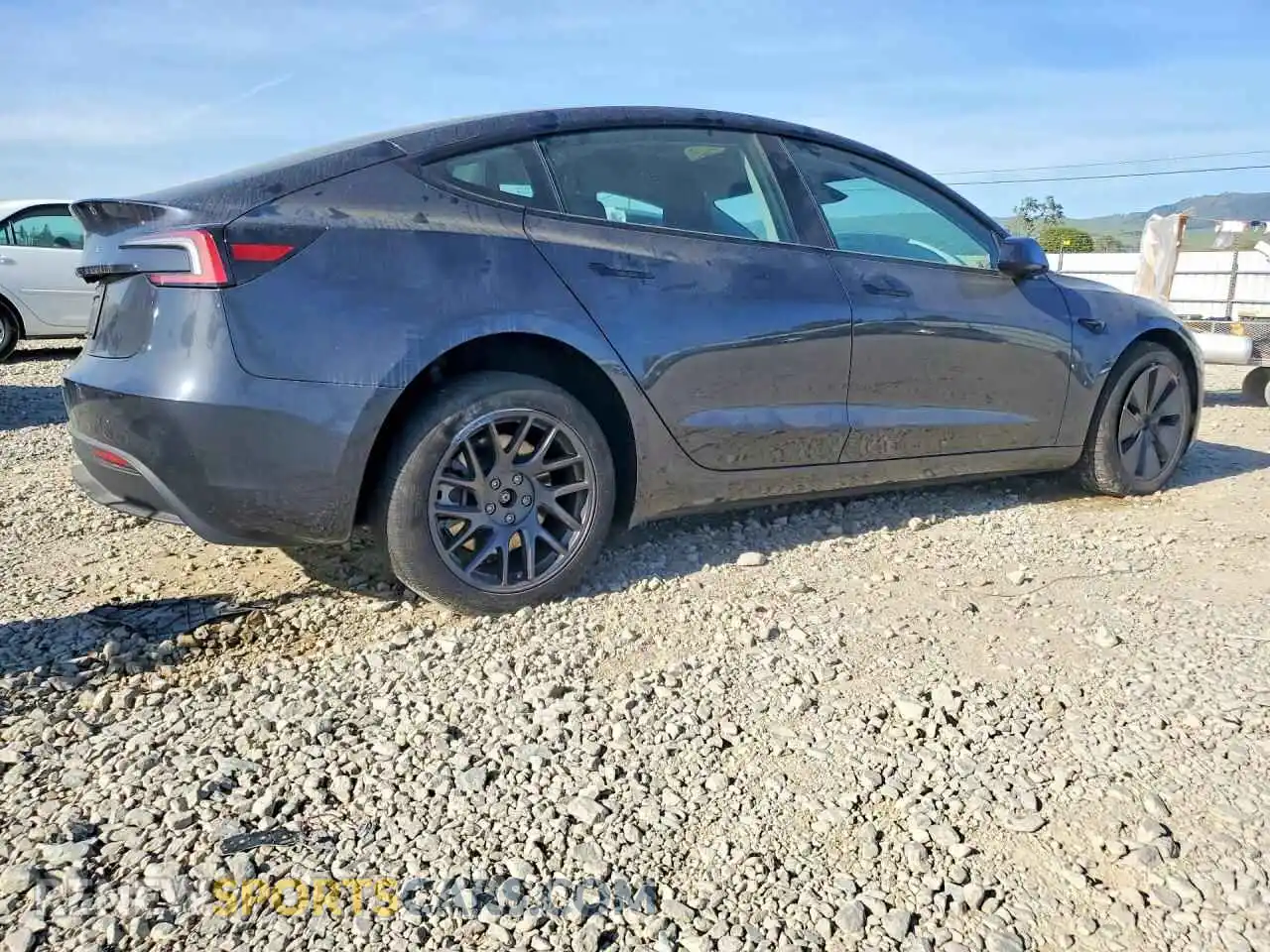 3 Photograph of a damaged car 5YJ3E1EA2SF914518 TESLA MODEL 3 2025