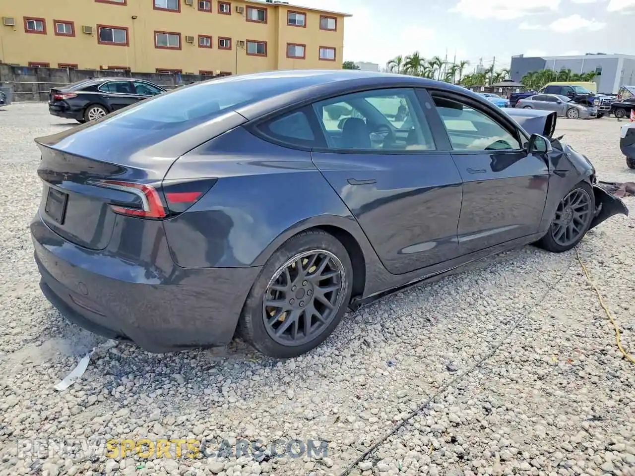 3 Photograph of a damaged car 5YJ3E1EA3SF027476 TESLA MODEL 3 2025
