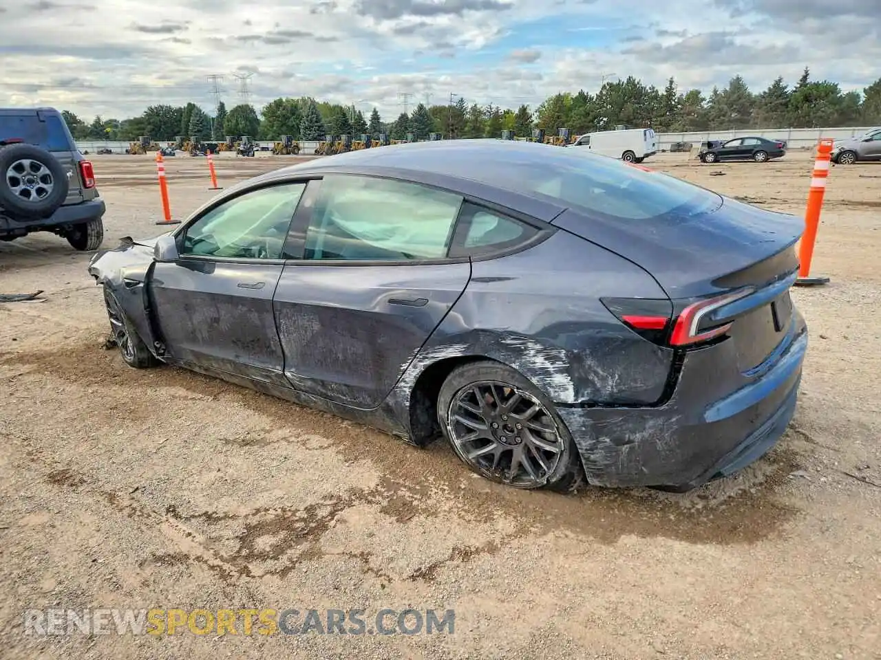 2 Фотография поврежденного автомобиля 5YJ3E1EA3SF917007 TESLA MODEL 3 2025
