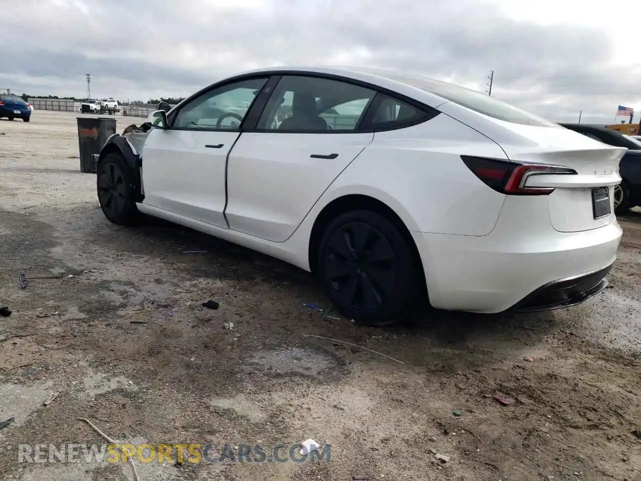 2 Photograph of a damaged car 5YJ3E1EA3SF971858 TESLA MODEL 3 2025