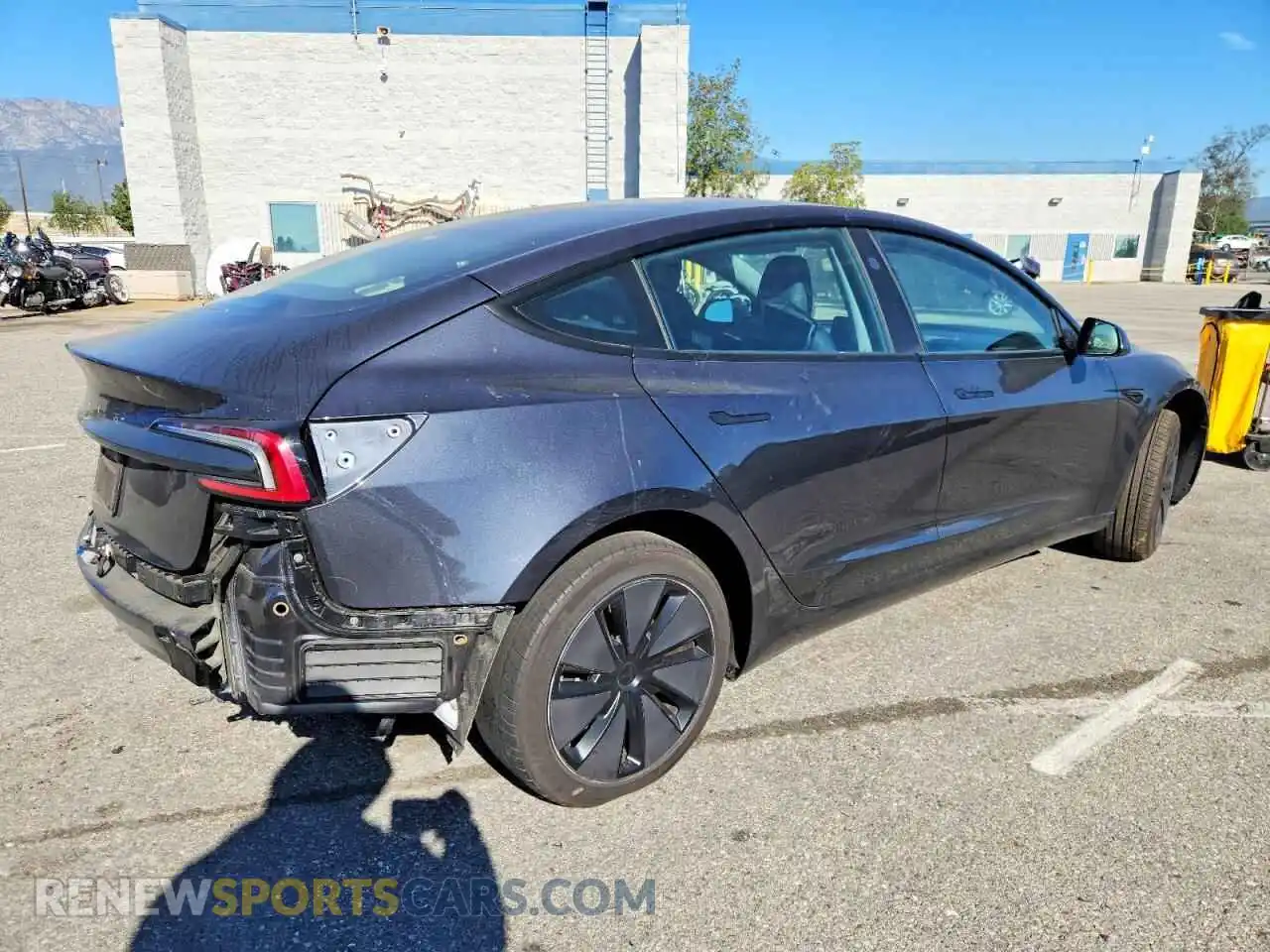 3 Photograph of a damaged car 5YJ3E1EA3SF984657 TESLA MODEL 3 2025
