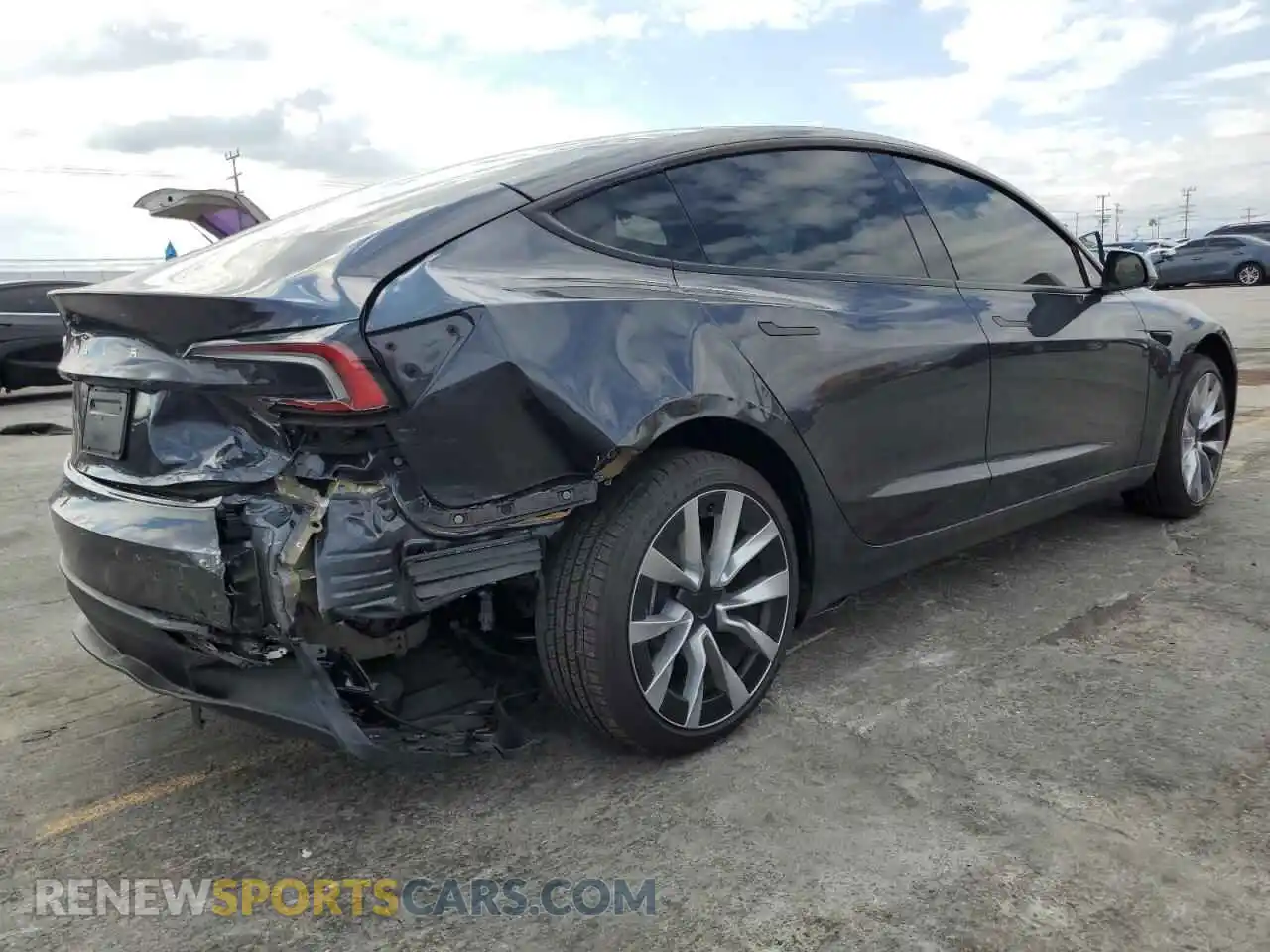 3 Photograph of a damaged car 5YJ3E1EA4SF009438 TESLA MODEL 3 2025