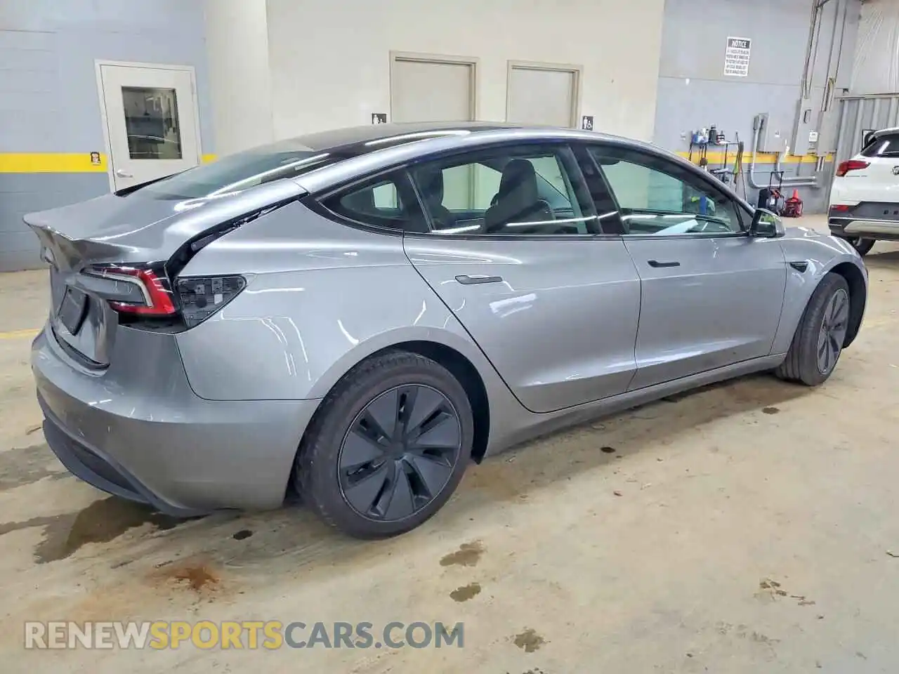 3 fotografías del automóvil dañado 5YJ3E1EA4SF996512 TESLA MODEL 3 2025