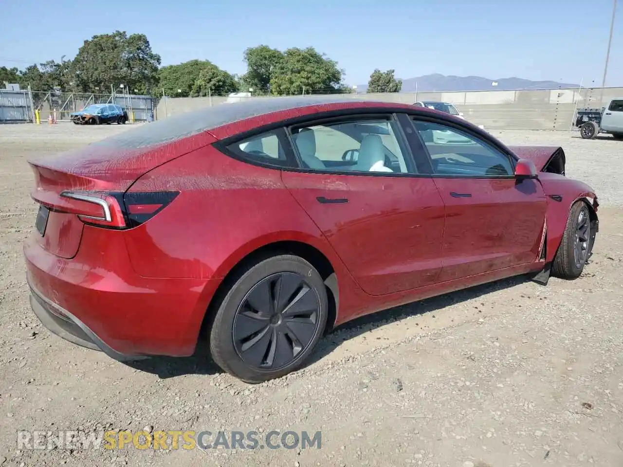 3 Photograph of a damaged car 5YJ3E1EA5SF913301 TESLA MODEL 3 2025